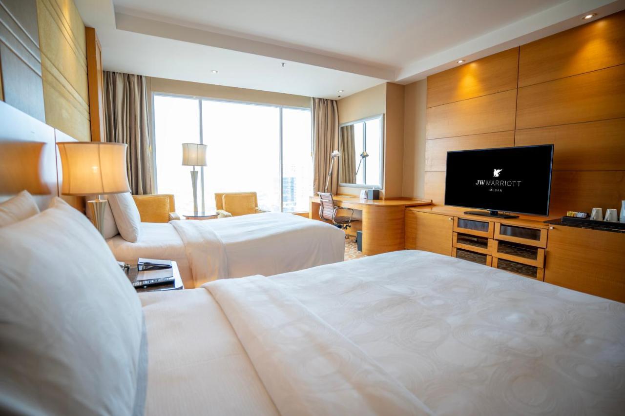 Jw Marriott Hotel Medan Exterior foto