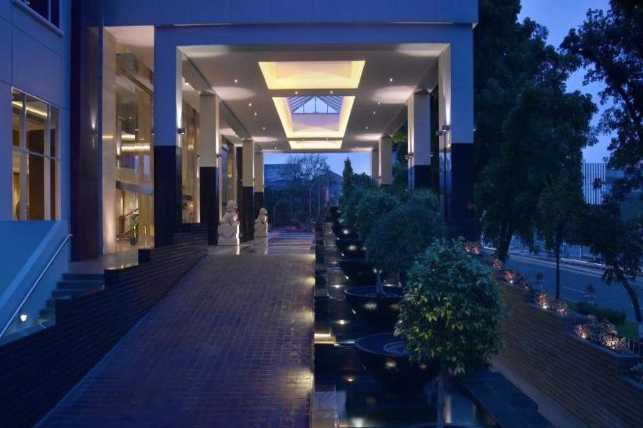 Jw Marriott Hotel Medan Exterior foto